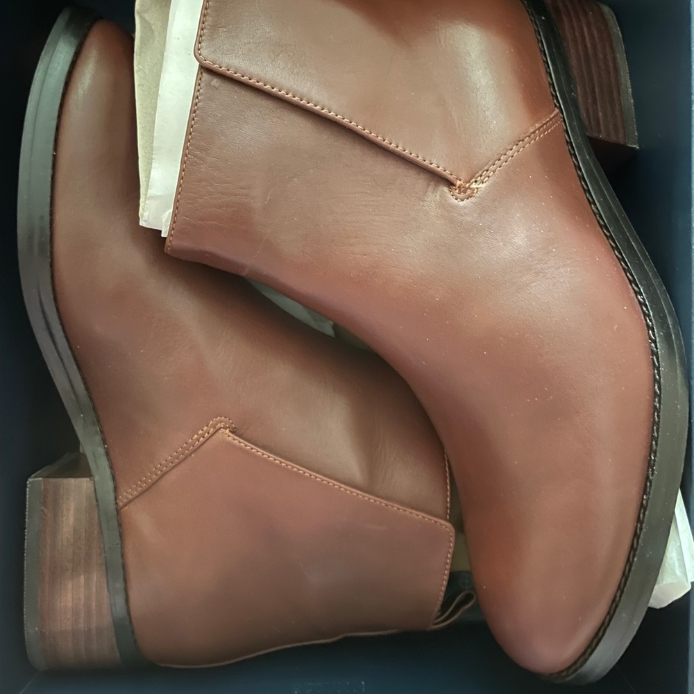 Cole Haan Dabney Bootie II, Size 7B, Brown